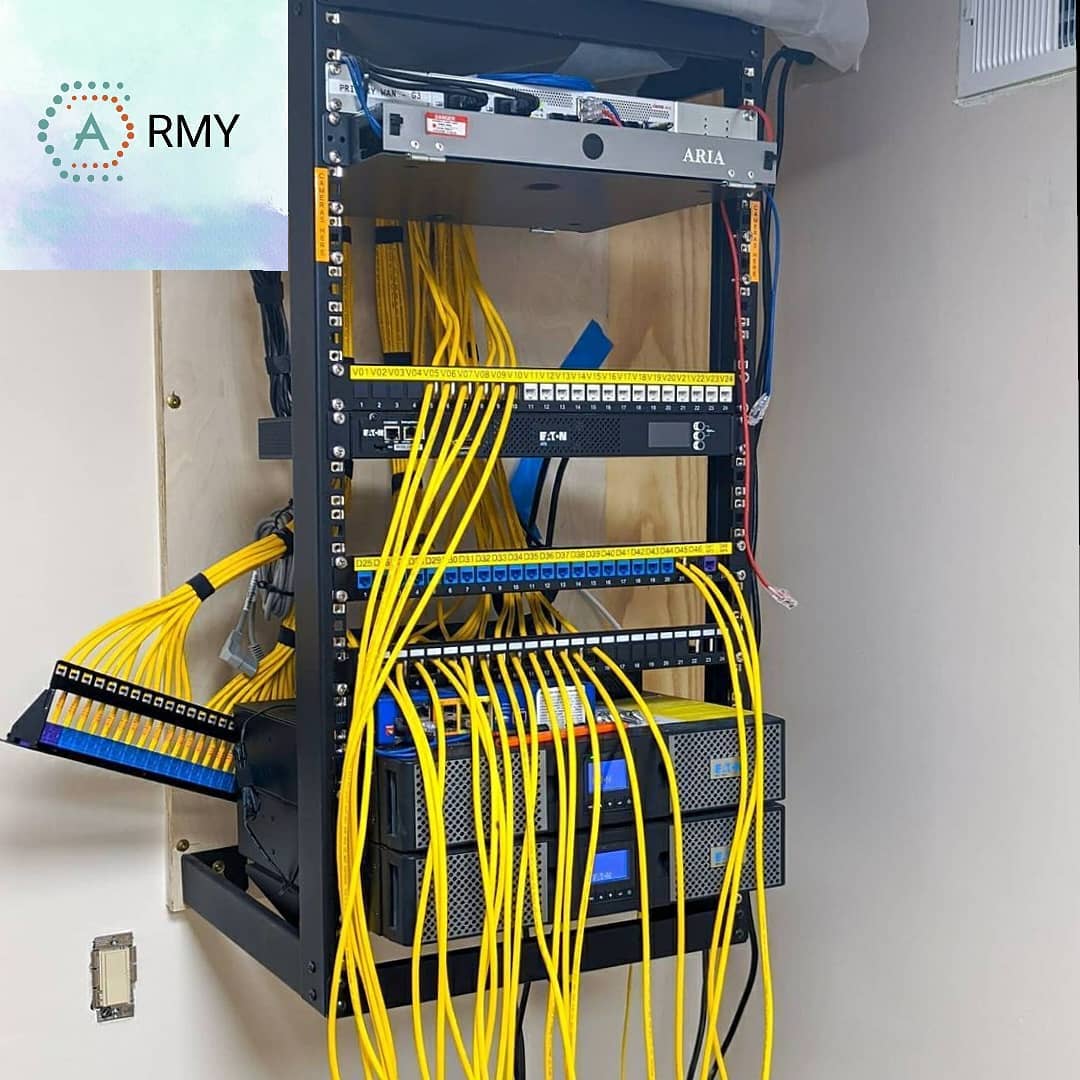 ARMY CABLE

#datarack #cabling#networking
 #network #comms#cable #cablemanagemen…